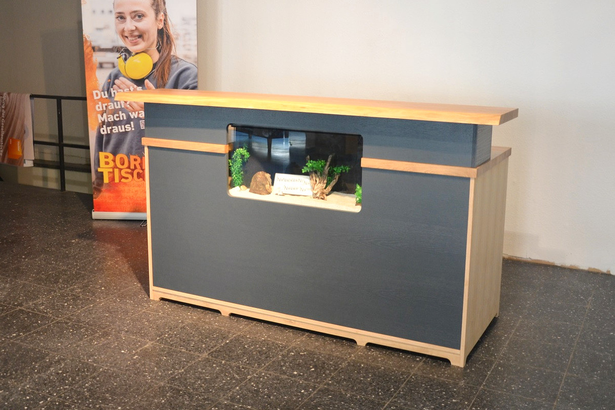 Krefeld: Tischler des Berufskolleg Glockenspitz bauen Möbel